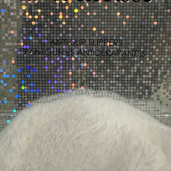 La Vie En Rose Anti-Slip Slippers - Picture 4 of 6